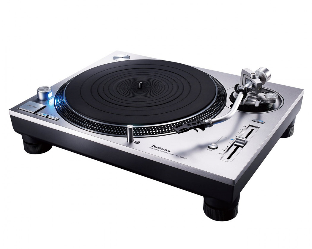 Technics SL-1200GR2 Grand Class Direct Drive Turntable II (Silver